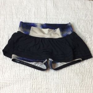 Lululemon tennis skirt skort Sz 6 ruffled